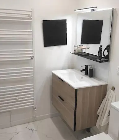 Вилла Lagon Et Jacuzzi Mireval