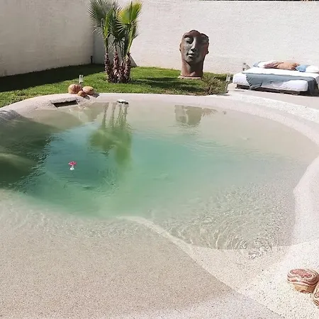 Lagon Et Jacuzzi