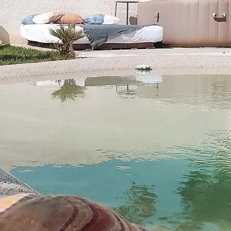 Вилла Lagon Et Jacuzzi